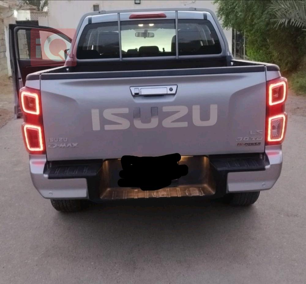 ئاسوزو D-Max